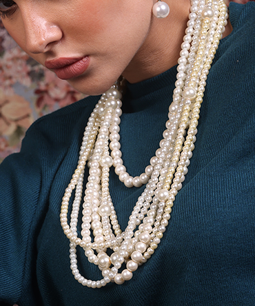 Pearl necklace